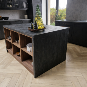 Wyspa Kuchenna, Beton Czarny